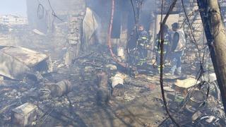 Ev yangınında köpek ve tavuklar yanarak telef oldu