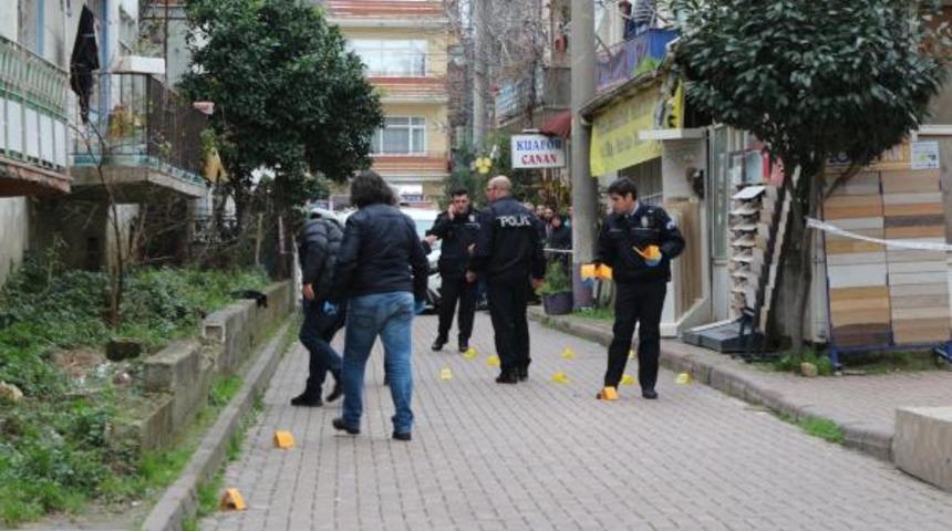 Sokak ortasında kurşun yağdırdılar: 7 yaralı