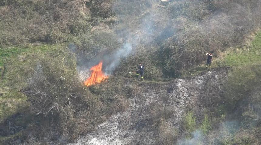 Otluk alanda çıkan yangın büyümeden söndürüldü