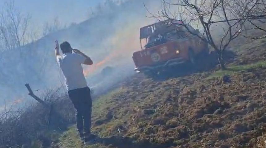 Çanakkale’de tarım arazisinde çıkan yangın ormanlık alana sıçradı!