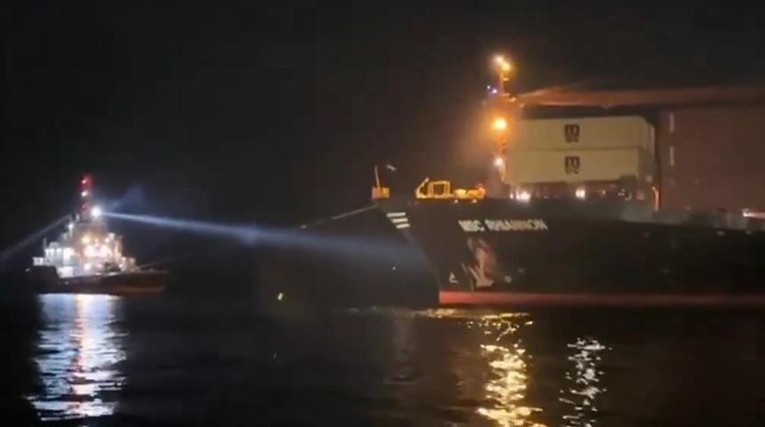 Bakırköy'de karaya oturan kargo gemisi kurtarıldı!