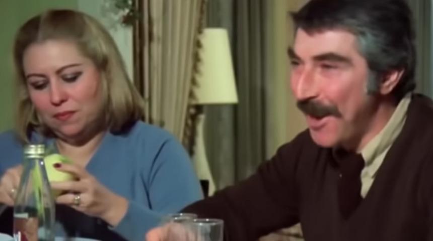 Yeşilçam'dan bir yıldız daha kaydı! Gülümser Gülhan'dan acı haber... "Yarım asırlık eşimi kaybettim"