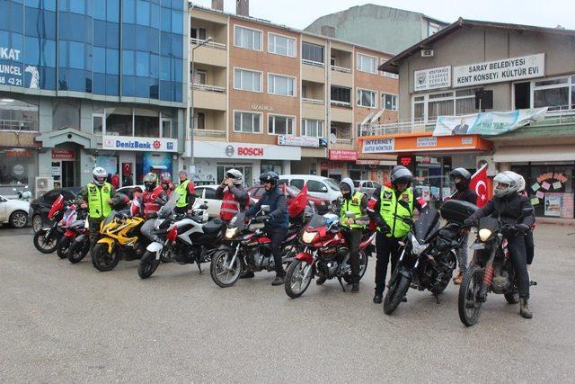 Saraylı Motosikletçiler Afrin şehitlerini andı