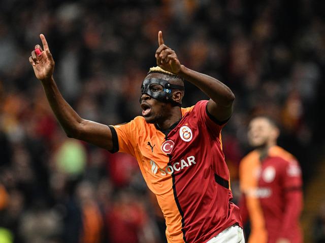 Al Hilal teklifini yükseltti!  Osimhen Suudi Arabistan yolcusu