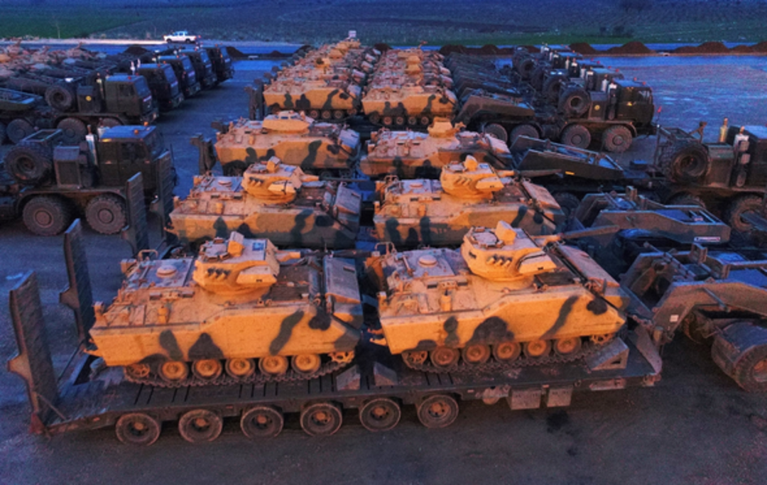 Sınıra dev sevkıyat b&ouml;yle g&ouml;r&uuml;nt&uuml;lendi