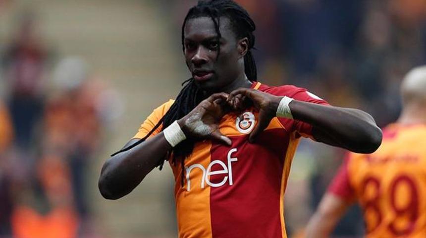 Gomis'ten şehitler i&ccedil;in başsağlığı mesajı