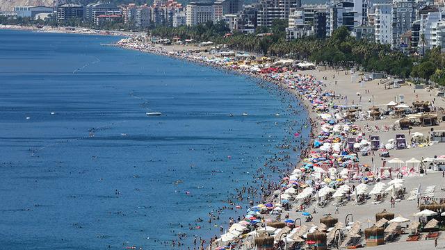 Mart ayında yaz sıcağı yaşıyoruz! Termometreler alarm verdi: 49 ilde sıcaklık o dereceyi geçti