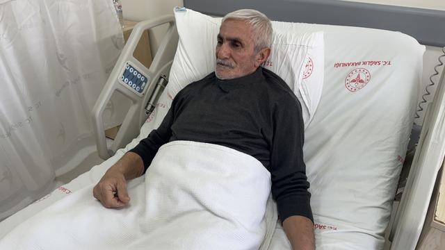 Açtığı gazoz kapağı gözüne isabet eden emektar sinema makinisti yaralandı