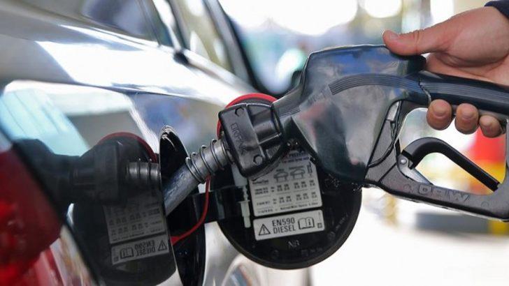 Motorinde 32 kuruş benzinde 27 kuruş kur zammı yapılmadı G1