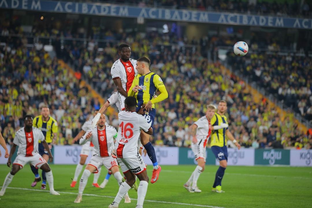 614098_FENERBAHCE---SAMSUNSPOR.-FOTOGRAF-MESUT