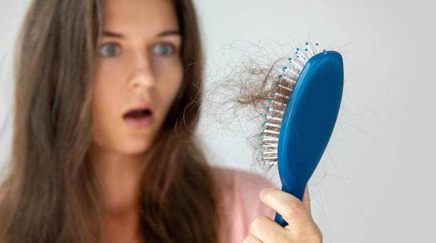 Saçlarınız dökülüyor mu? Günde sadece 10 dakika! Balayam tekniği ile güçlü kökler…