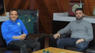 Bursaspor'da teknik direktör Batalla ile yollar ayrıldı