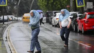 Sıcaklıklar 30 derece düşüyor, kar geri dönüyor! İstanbul'a kar yağacak mı?