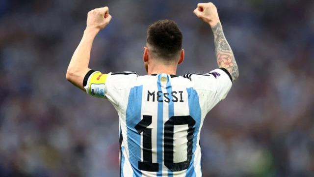 En önemli maçlar öncesi Lionel Messi şoku! Apar topar kadrodan çıkarıldı