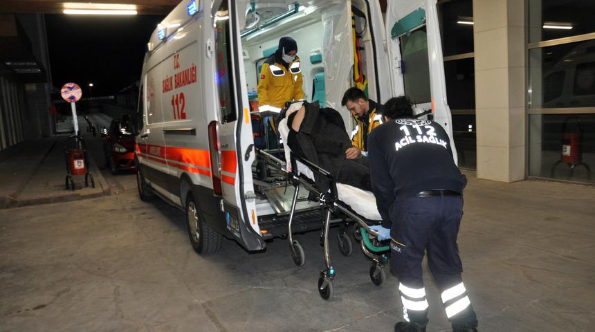 Karaman'da bir adam kaldırımda yürürken uğradığı bıçaklı saldırıda yaralandı