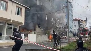 Çerkezköy'deki doğal gaz patlaması böyle görüntülendi: Ortalık savaş alanına döndü!