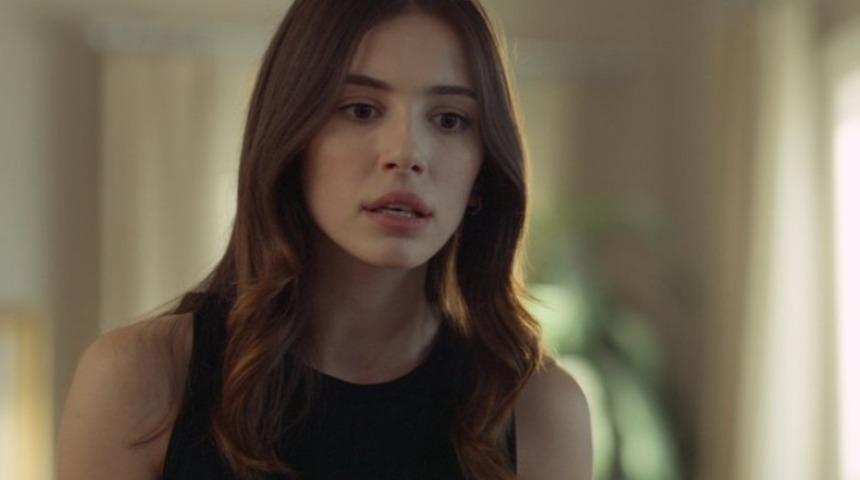 Ebrar Karabakan kaç yaşında, kimdir, aslen nereli? Eşref Rüya'nın Afra'sı Ebrar Karabakan hangi dizilerde oynadı?