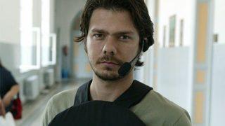 Arka Sokaklar'ın Komiser Ali'si sevgilisiyle yakalandı