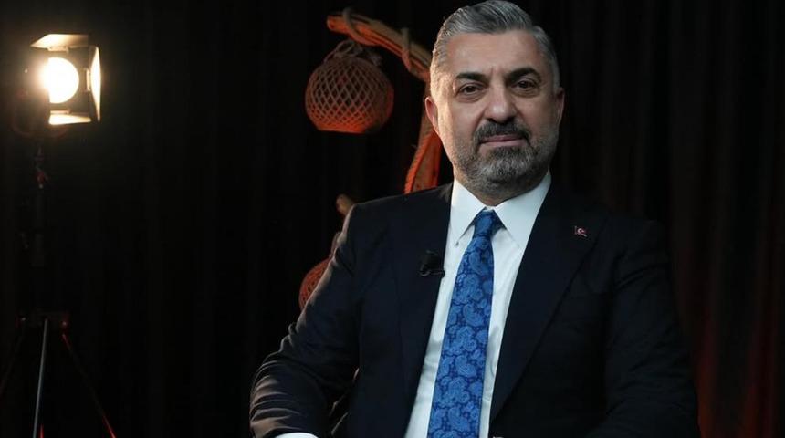 RTÜK Başkanı Ebubekir Şahin'den anne ve babalara çağrı! "Ebeveynlerin en büyük sorumluluklarından biri"