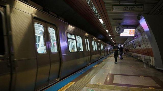 Taksim metrosu ulaşıma kapatıldı