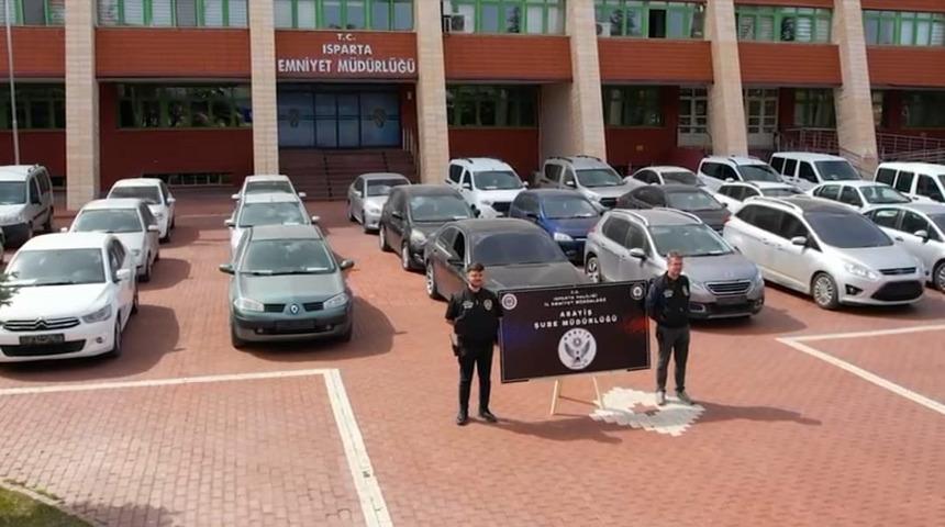Isparta merkezli "change" araç operasyonunda yakalanan 10 şüpheliden 2'si tutuklandı