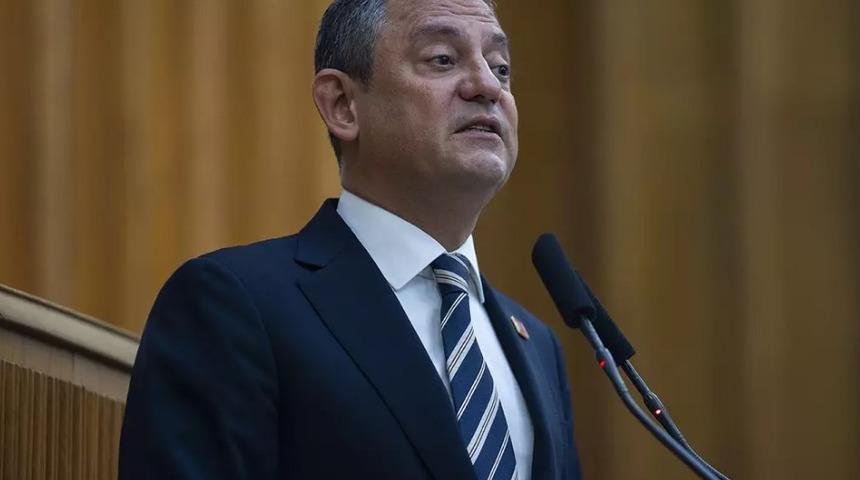 Özel'den İmamoğlu açıklaması: "Bu bir darbe girişimidir" AK Partililere çağrı yaparak seslendi: 'Eninde sonunda...'