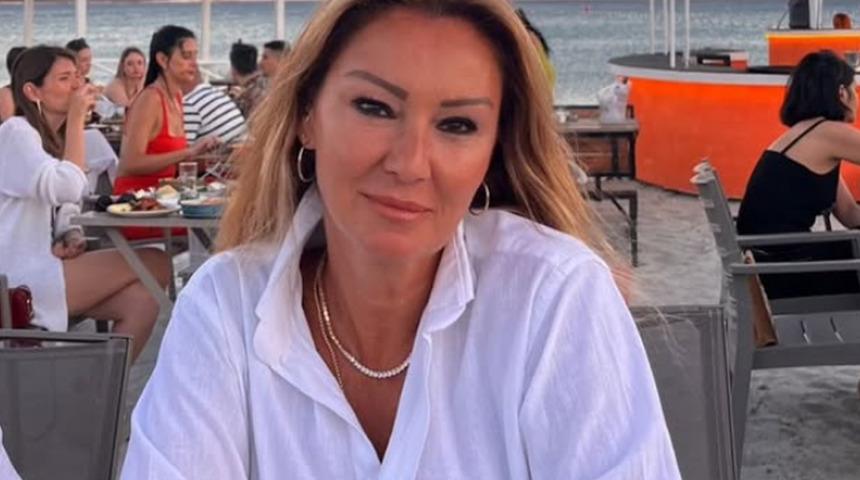 Pınar Altuğ gözaltı haberleri sonrası paylaştı: Kapkaranlık uyandık...