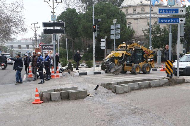 Devlet hastanesi kavşağındaki trafiğe akıllı çözüm