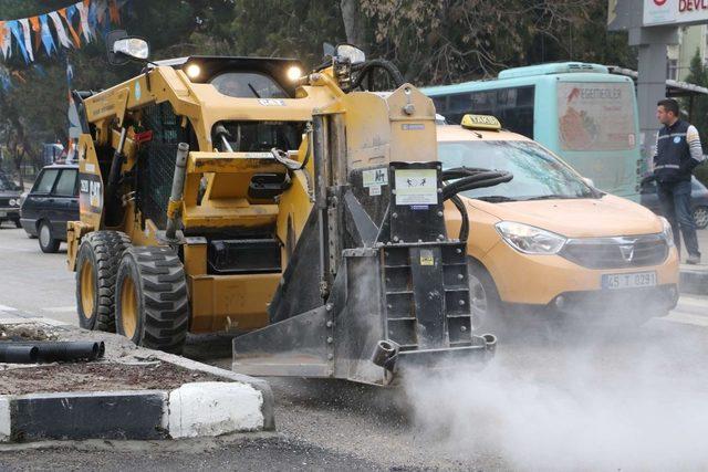 Devlet hastanesi kavşağındaki trafiğe akıllı çözüm