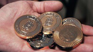 Bitcoin 13 ayın zirvesinde