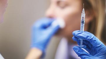 Botoks orucu bozar mı? Oru&ccedil;luyken botoks yaptırılır mı, oruca zarar verir mi?