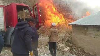 Van'da korkutan anız yangını!