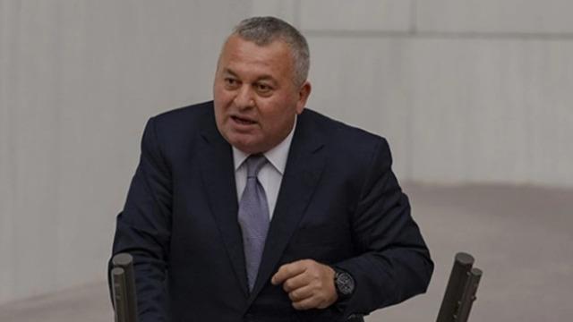 'Sıra sende' diyenlere adeta esti, gürledi! Cemal Enginyurt: Korkan namert olsun!