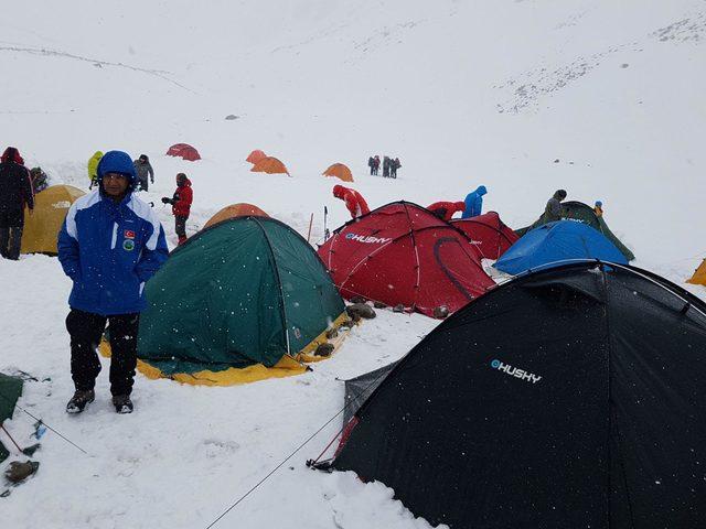 Erciyes in zirvesinde Afrin şehitlerini andılar 3