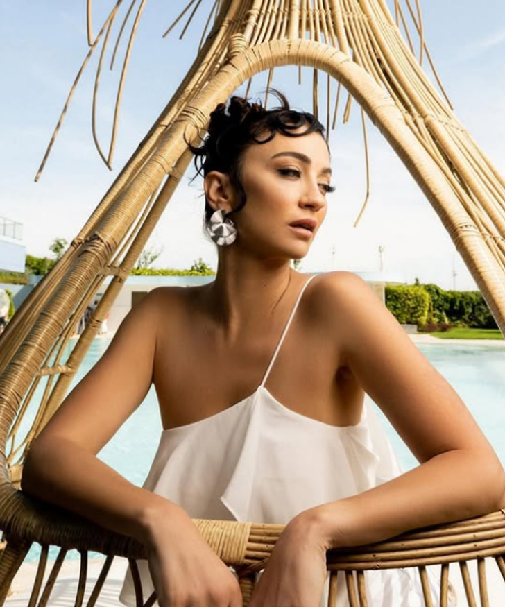 Eşref Rüya'nın Irmak'ı Ceren Benderlioğlu'nun yaşı merak edildi! Cesur pozları dikkat çekti G4