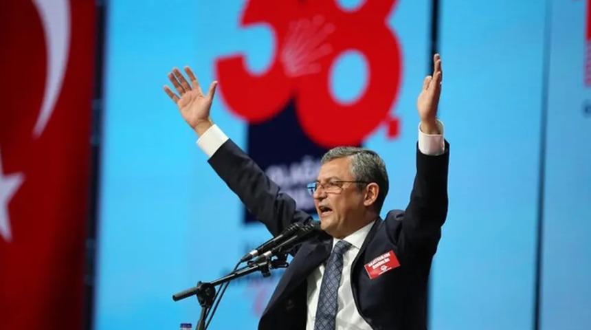 CHP lideri Özel'den 'İmamoğlu' çağrısı! "Saat 20.30'da Saraçhane'ye bekliyorum"