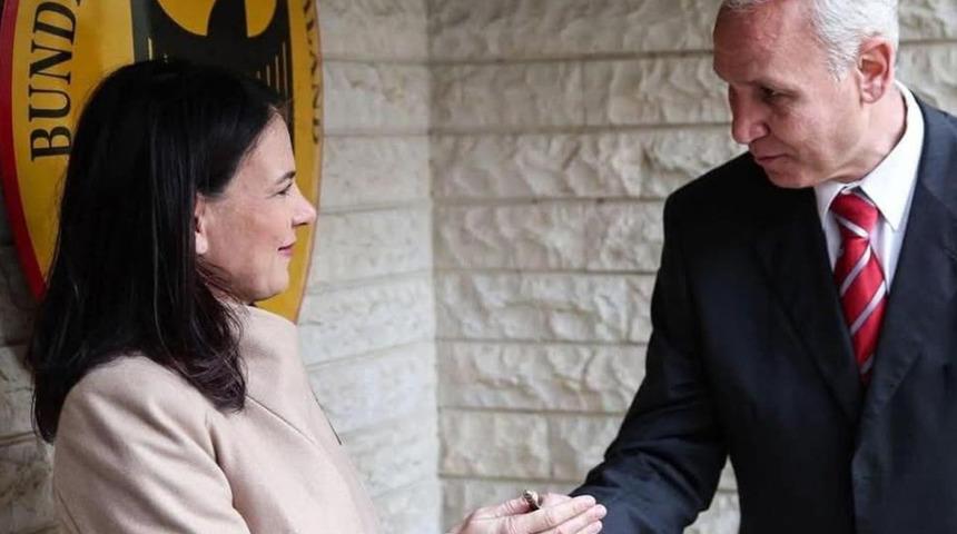 Almanya'nın Şam Büyükelçiliği 13 yıl sonra yeniden açıldı