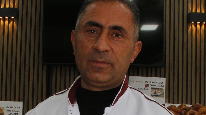 Dükkanların camlarına astılar! Siparişlere yetişmeye çalışıyorlar 'Son güne bırakmasınlar'