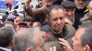 Saraçhane önünde İmamoğlu bekleyişi! Vatandaşlar Bütün teşkilatı yığ buraya dedi, Özgür Özel bu cevabı verdi