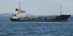 Çanakkale Boğazı’nda karaya oturan tanker kurtarıldı