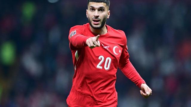 Fenerbahçeli Oğuz Aydın, Milli Takım formasıyla bir ilk yaşadı! Dakikalar henüz 9'u gösterirken...