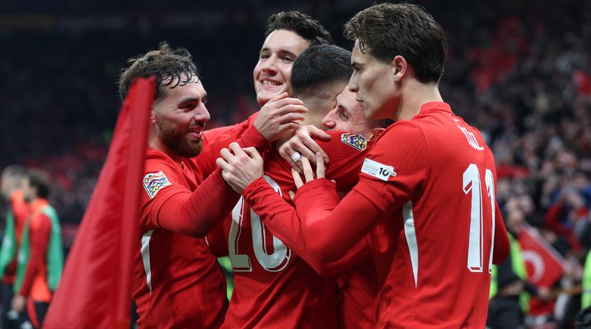 Nihat Kahveci'den 3-1'lik Macaristan galibiyeti sonrası millilere uyarı! Montella'ya seslendi...