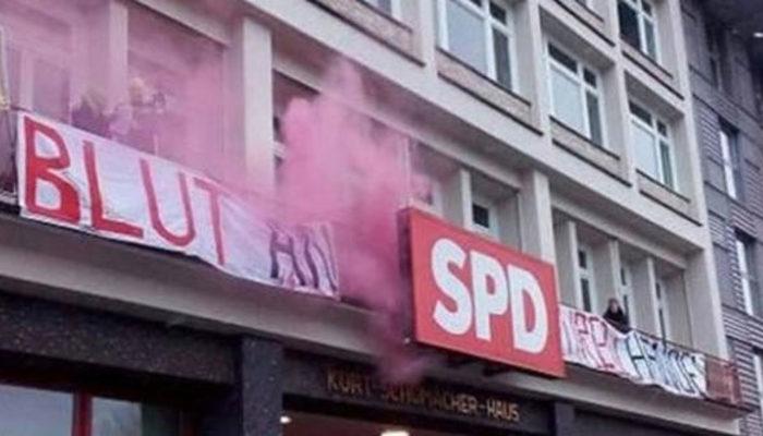 Almanya'da PKK yandaşları SPD binasını bastı