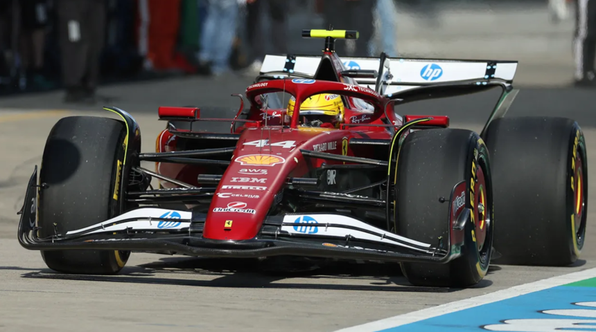 Formula 1 Çin Grand Prix'sinin sprint sıralama turunda Lewis Hamilton birinci oldu