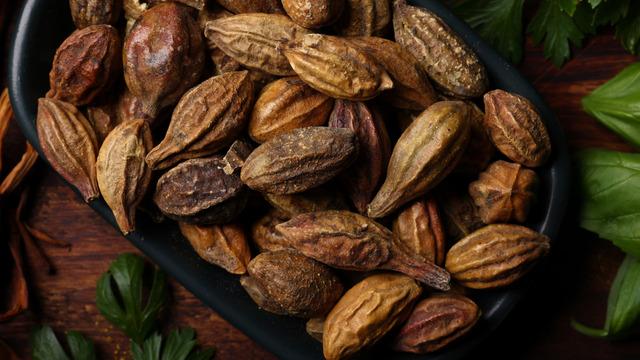 Sarı halilenin faydaları nelerdir? Sarı halile ne işe yarar? Sarı halilenin faydaları ve zararları