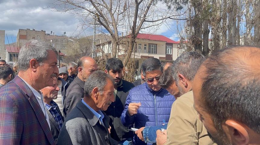 Muradiye'de 40 bin fidan dağıtıldı