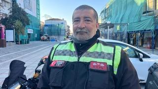 Boğazına leblebi kaçan çocuğun yardımına vatandaşlar koştu