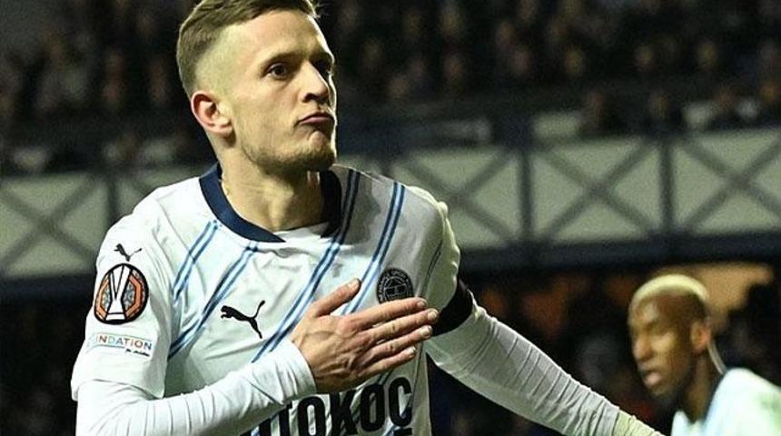 Fenerbahçe'nin o yıldızı için yarışıyorlar! Devleri peşine taktı... Sarı-lacivertliler rakamı bile belirledi