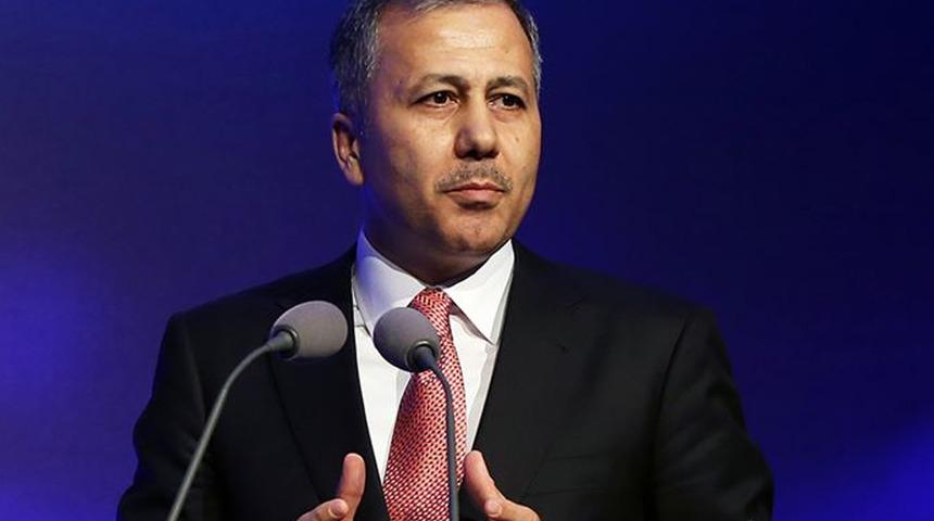 Bakan Yerlikaya duyurdu: Bu geceki g&ouml;sterilerde 97 ş&uuml;pheli g&ouml;zaltına alındı