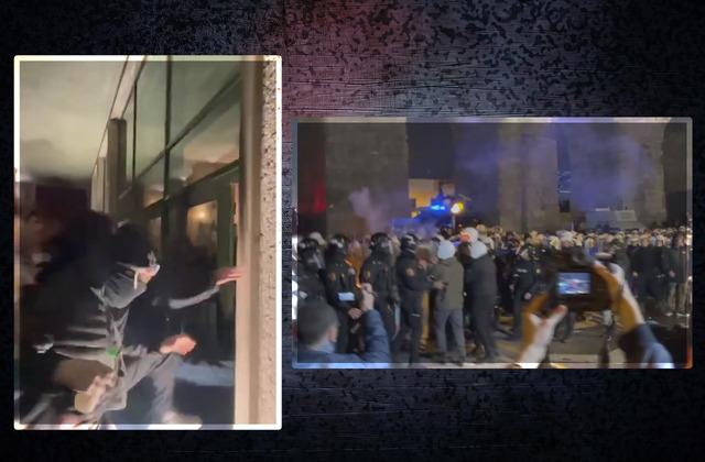 Polis müdahale etti, göstericiler İBB binasına sığındı